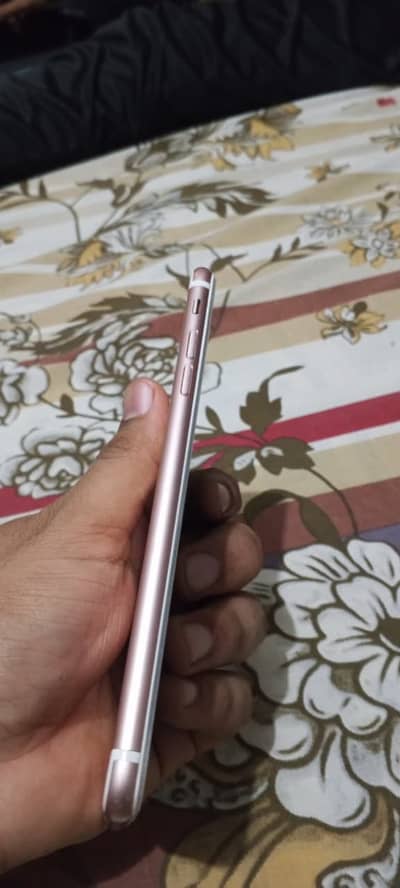 Iphone 7 plus 128Gb PTA