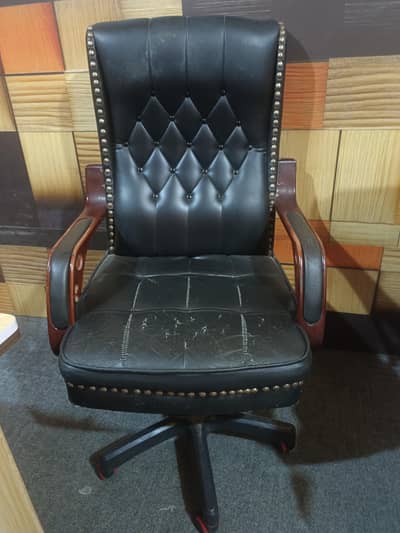 Office chair in good condition