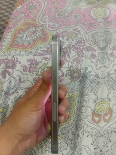 iPhone 15 pro max Jv