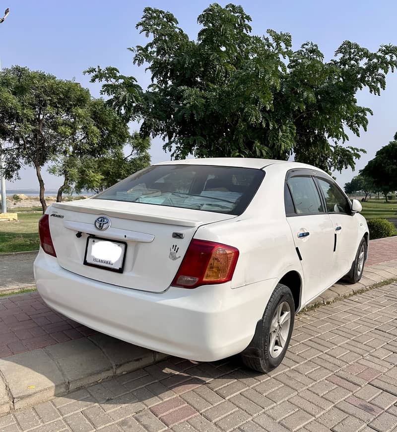 Axio 2007 white colour 1