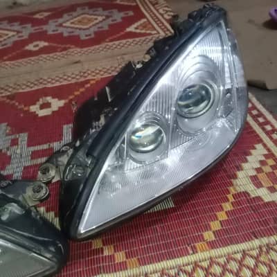 Mercedes w221  headlight available