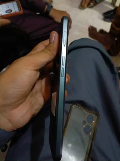 Urgent for Sell mobile ek dm ok h