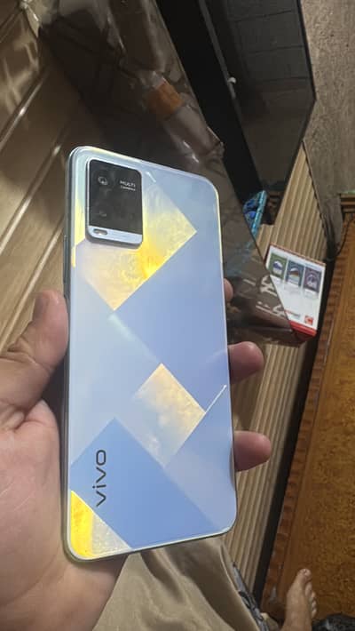 Vivo y21 4/64
