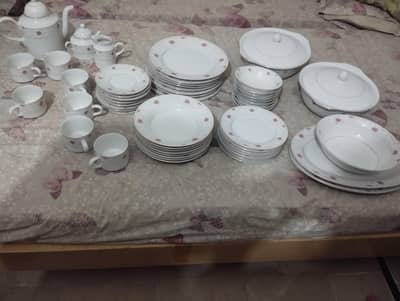 dinner set