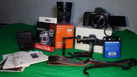 Sony zv e10 mirror less camera with kitlenze 03436352295