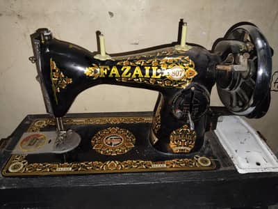 sewing machine 