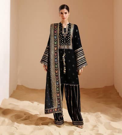 3 PCS UNSTITCHED LAWN SUUT