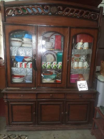 Show case as in pics