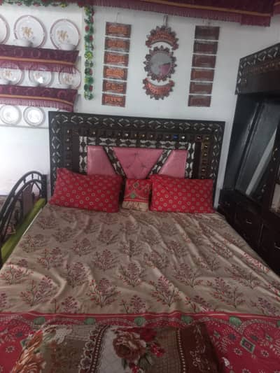 1 sal use hay magar new lag raha hay