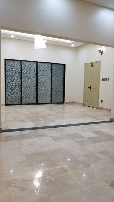 GROUND FLOOR AVAILABLE FOR RENT