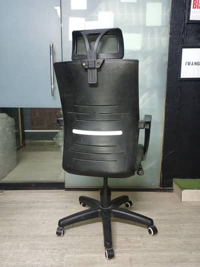 Office Chairs & Tables for Sale – Johar Town