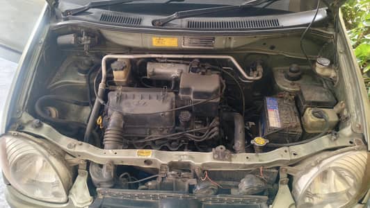 santro 2003 olive green