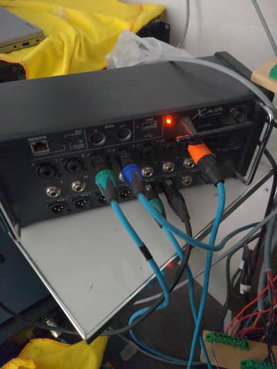 behringer digital mixer xr16 wireless wi-fi