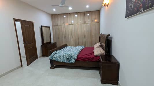 FOR RENT Fully Furnished Open Basement Included Utilities F_6/1