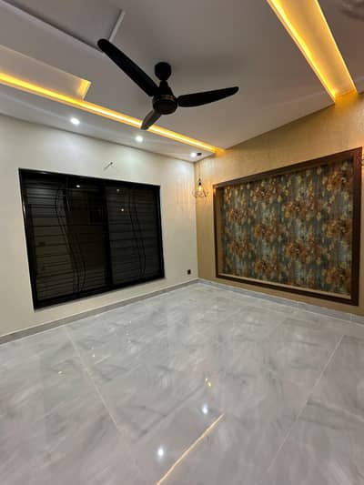 5 Marla Non Furnished Upper Portion For Rent In Bahria Town Lahore