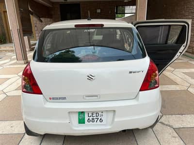 Suzuki Swift 2019 white