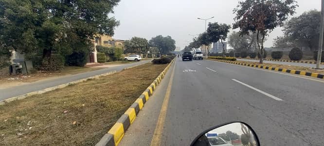 Ideal Residential Plot For Sale On Barki Road