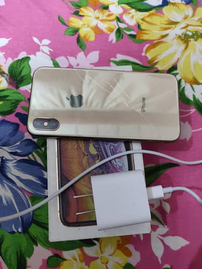 I phone Xs non pta 256 with box charger