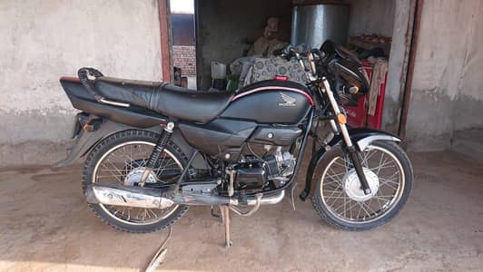 Honda pridor BLACK COLUR