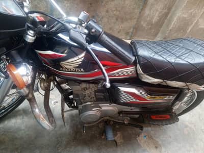 Honda 125 bilkul newo achi halat me