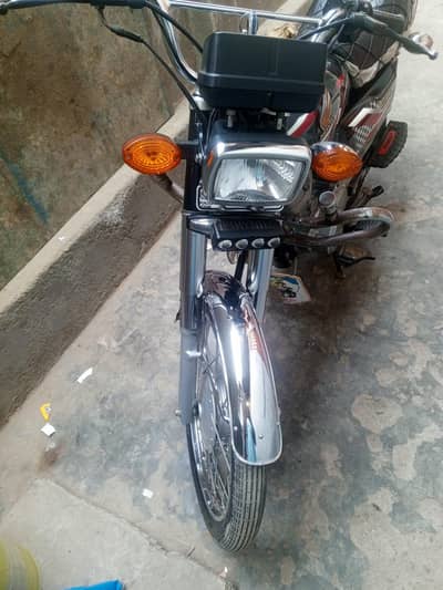 Honda 125 bilkul newo achi halat me