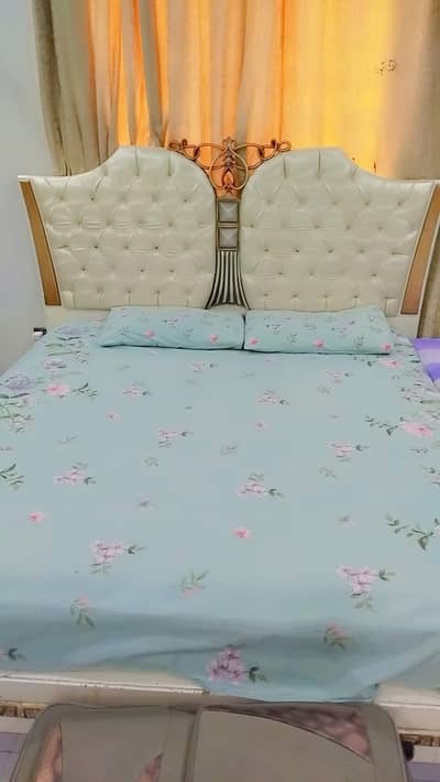 deco paint bed luxury style