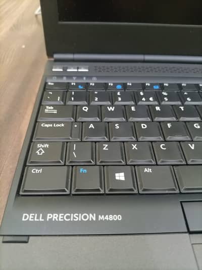 DELL Precision M4800 Core i7-4810MQ workstation 8GB 256GB SSD 2GB Nvi