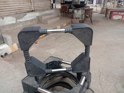 Universal Base for Refrigerators and Washing Machines