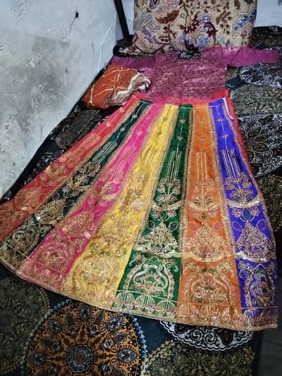 Mehndi lehnga