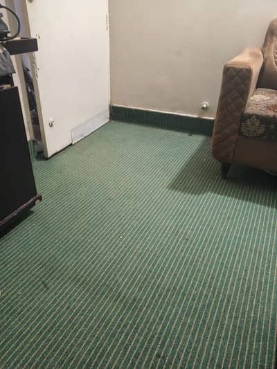 carpet 13/12. . . good condition
