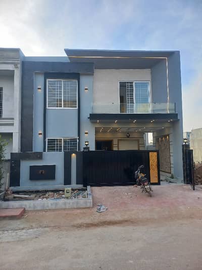 Brand New Modern Designed 1.5 Storey CDA LOP Clear House In Jinnah Garden Phase 1 Islamabad