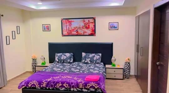 Studio phr day Sort Time available