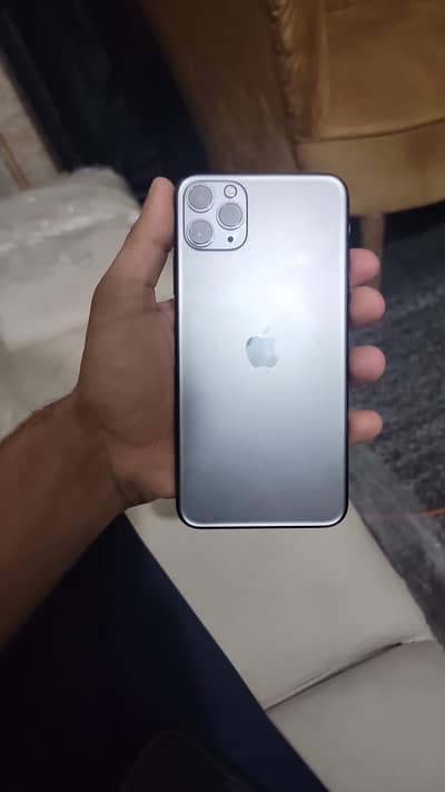 Iphone 11 pro max 256 GB factory unlock