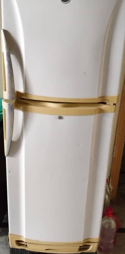 Frij for sale good condition 03145858616