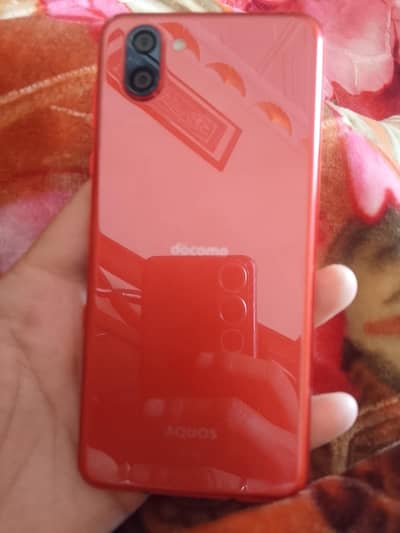 docomo aquos r3 Non PTA