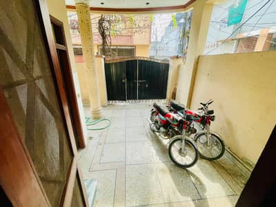 2 Bed 1 Bath Ground Floor With Gas 5 Marla Ground Floor In Ali Park Portion For Rent