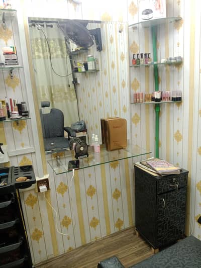 ladies beauty parlour for sale .