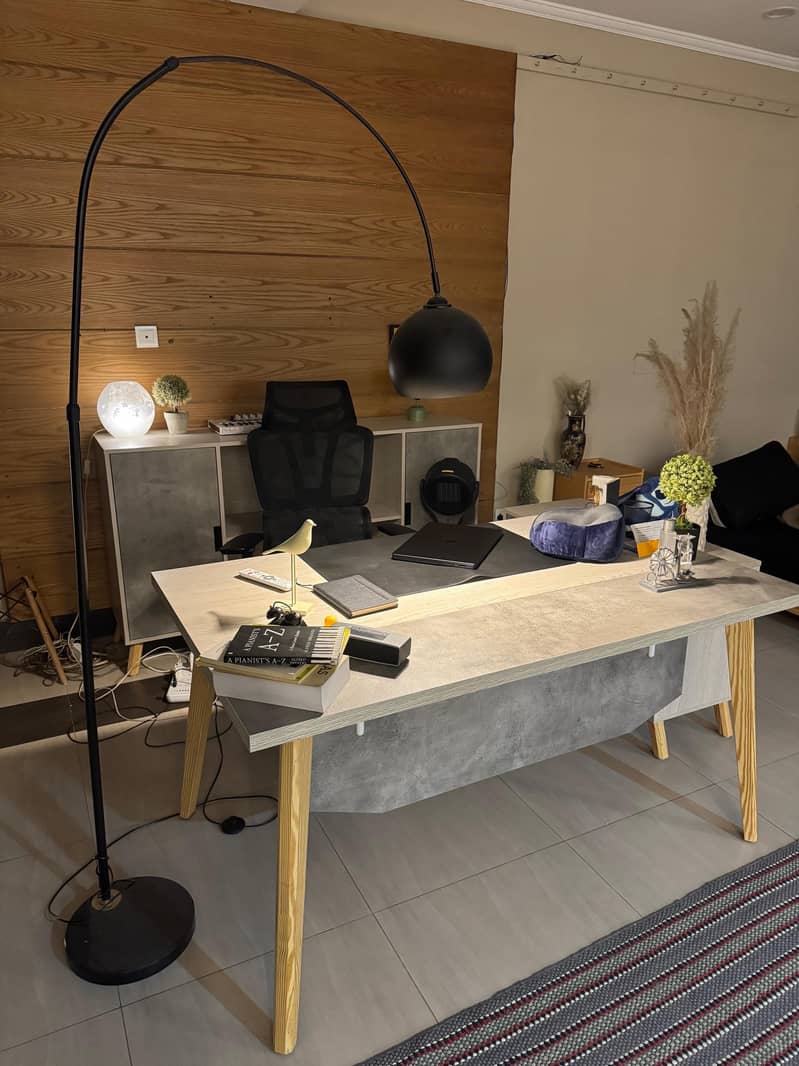 Executive table/ office tables 0