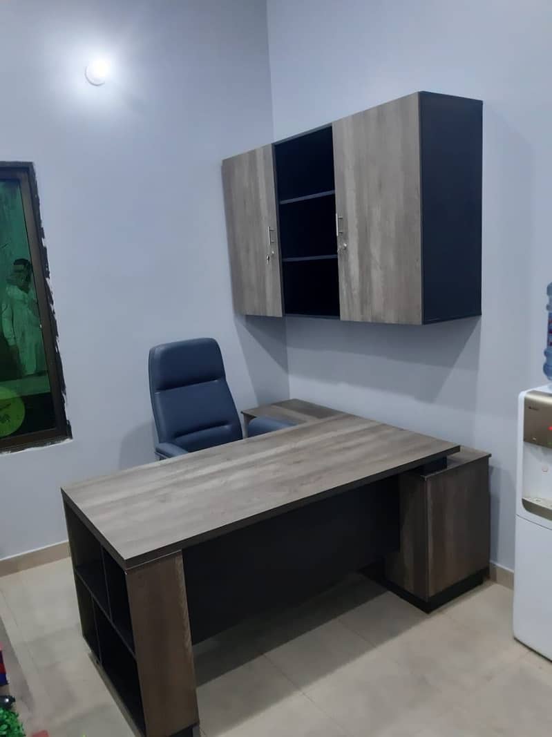 Executive table/ office tables 13