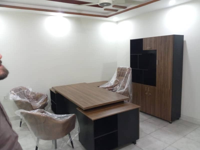 Executive table/ office tables 14