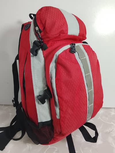 Backpack for traveling / hiking