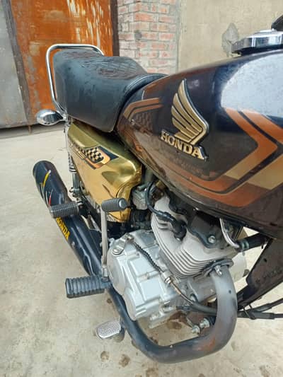 honda cg 125 2025 model self start black gold edition