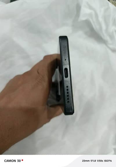 Redmi Note 13 Pro (8GB/256GB) – Excellent Condition