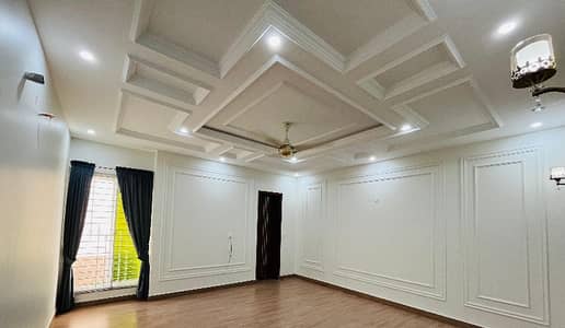 2 Kanal House Is Available In Gulberg