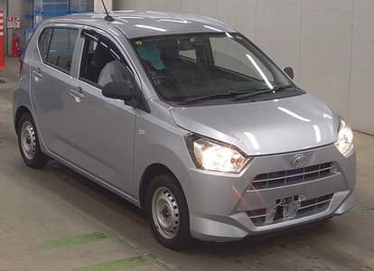 Daihatsu Mira ES