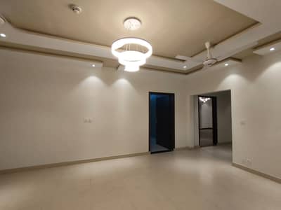 10-Marla 03-Bedroom Attached Bath Flat Available For Rent In Askari-1, Lahore Cantt.