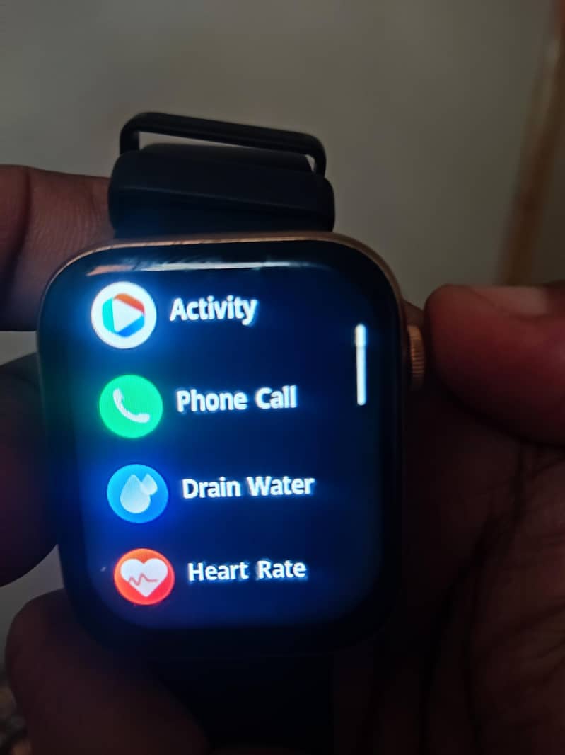 Dany Loop Pro smartwatch. 1