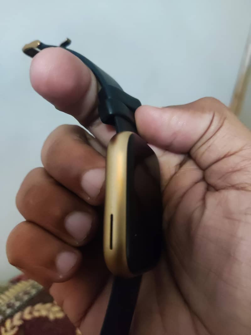 Dany Loop Pro smartwatch. 4