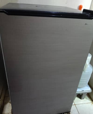 Dawlance energy saver mini fridge