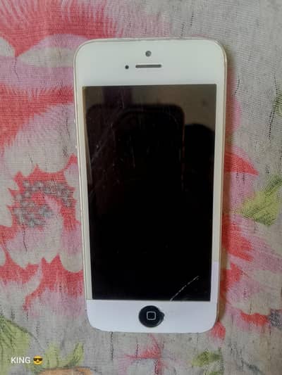 Apple iphone 5 - 100% Battery Health - 1 Month warranty - PTA Approved